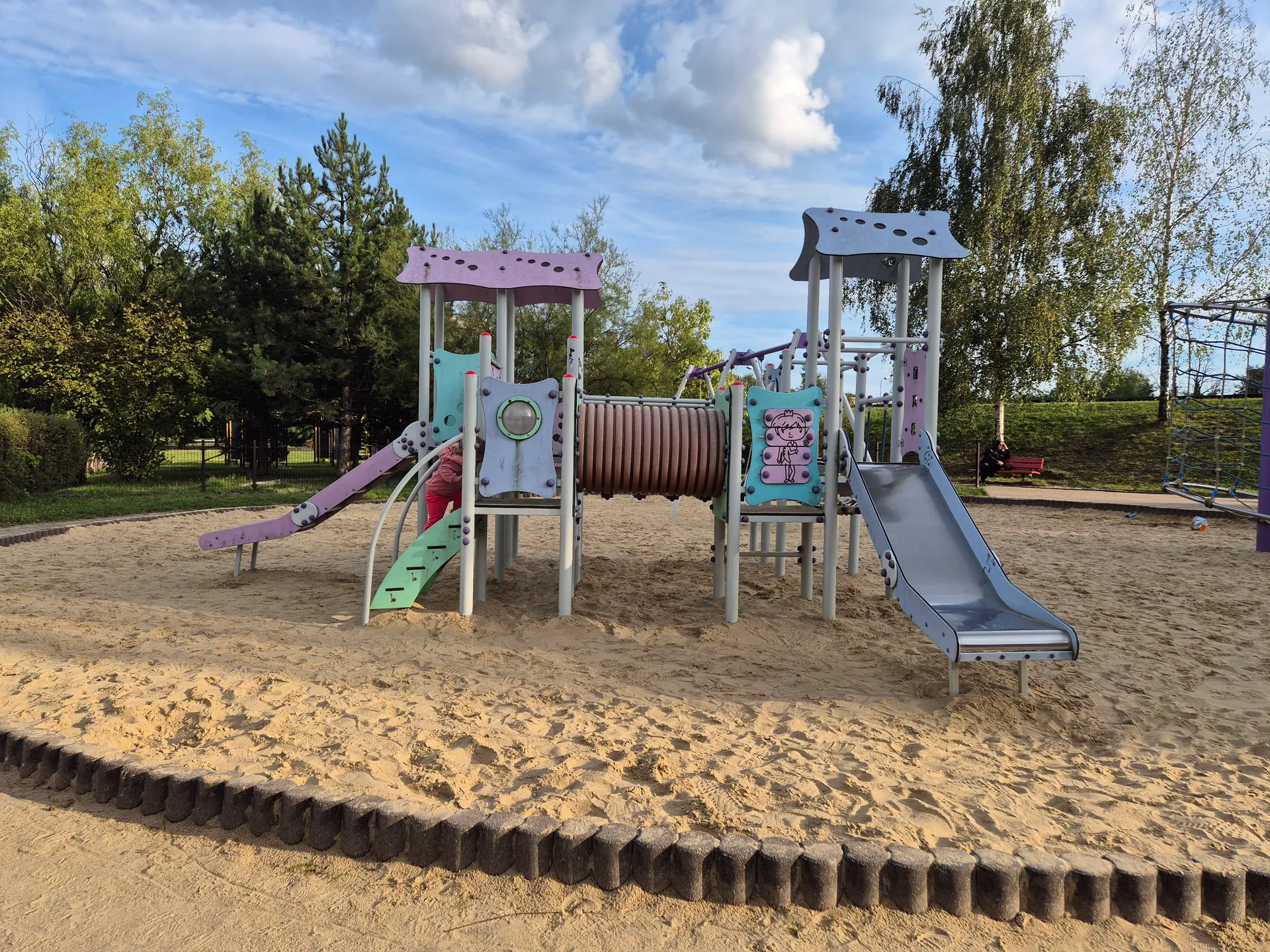 Staw Amelung w Chorzowie z dziećmi – rodzinny spacer i plac zabaw – zdjęcie 9