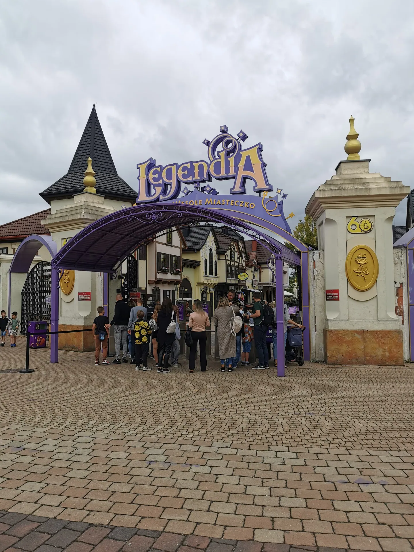 Legendia w Chorzowie – park rozrywki z 2- i 4-latkiem – zdjęcie 17