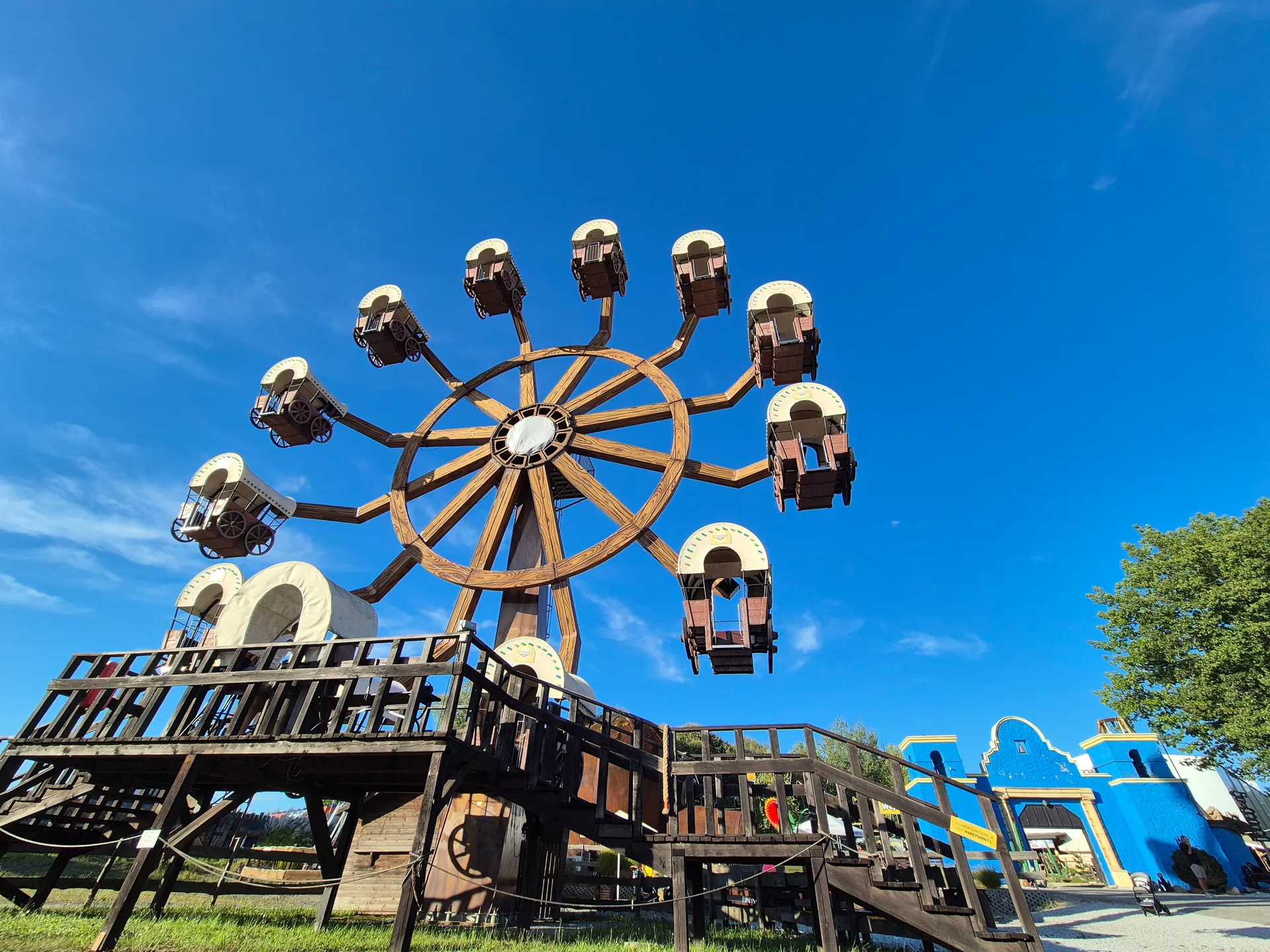 TwinPigs w Żorach – rodzinny park rozrywki – zdjęcie 1