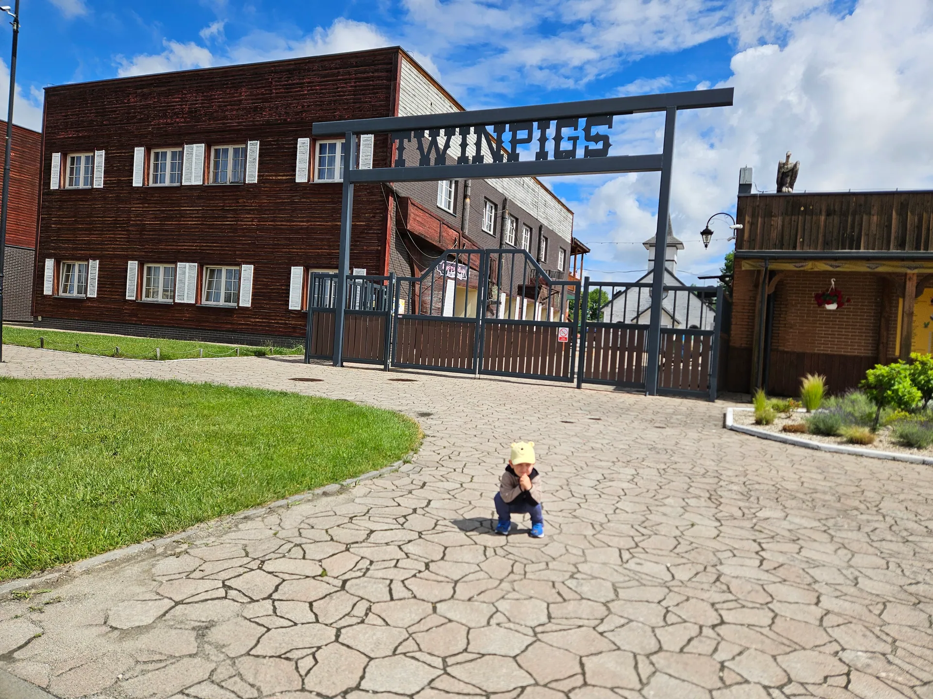 TwinPigs w Żorach – rodzinny park rozrywki – zdjęcie 7