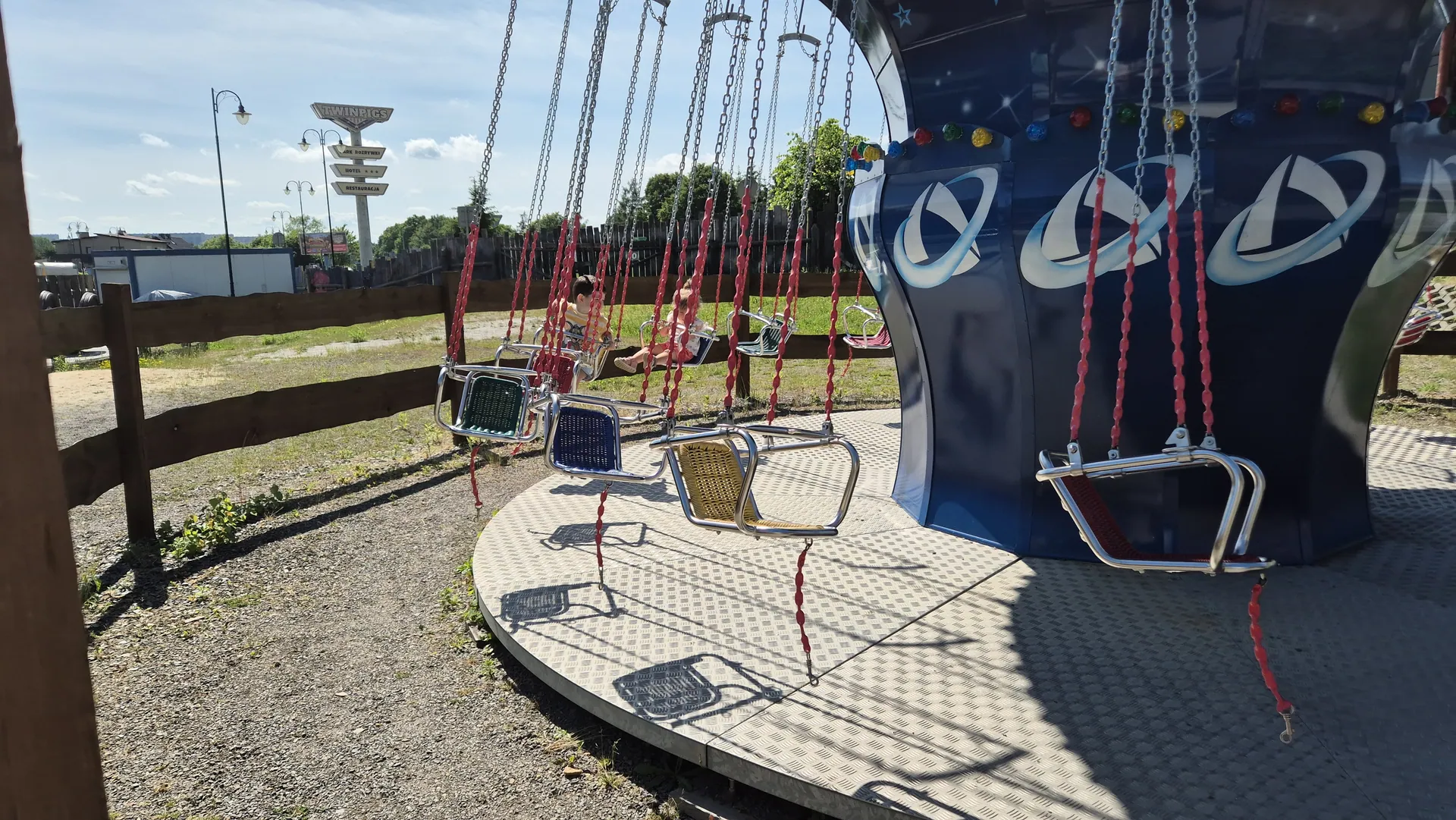 TwinPigs w Żorach – rodzinny park rozrywki – zdjęcie 19